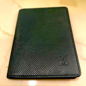 Louis Vuitton Green Taiga Leather 2 Card Case Vintage Made in France